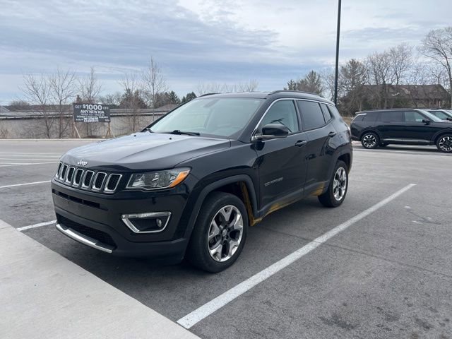 Used 2018 Jeep Compass Limited w/ Navigation Group image 2