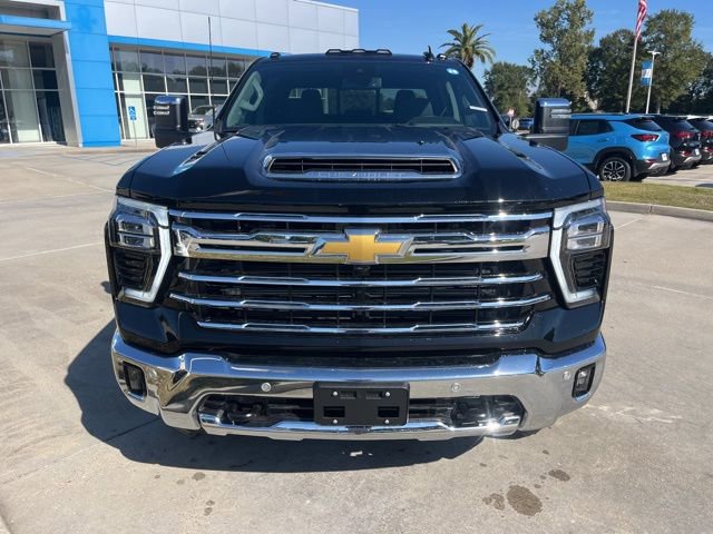 New 2026 Chevrolet Silverado 2500 LTZ w/ LTZ Plus Package AWD/4WD image 17
