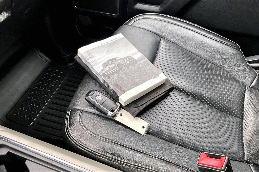 Used 2020 Ford F150 Lariat image 10