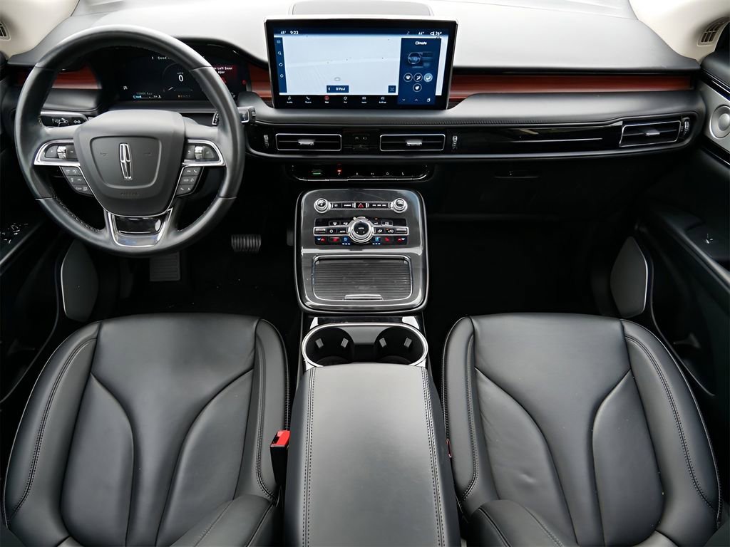 Used 2023 Lincoln Nautilus Reserve w/ Equipment Group 202A image 14