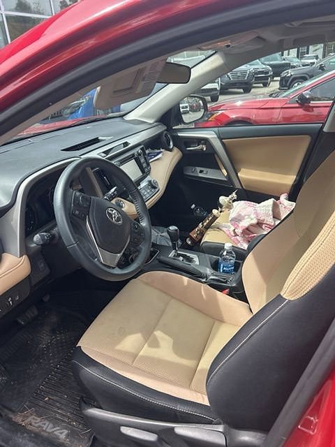 Used 2017 Toyota RAV4 XLE image 11