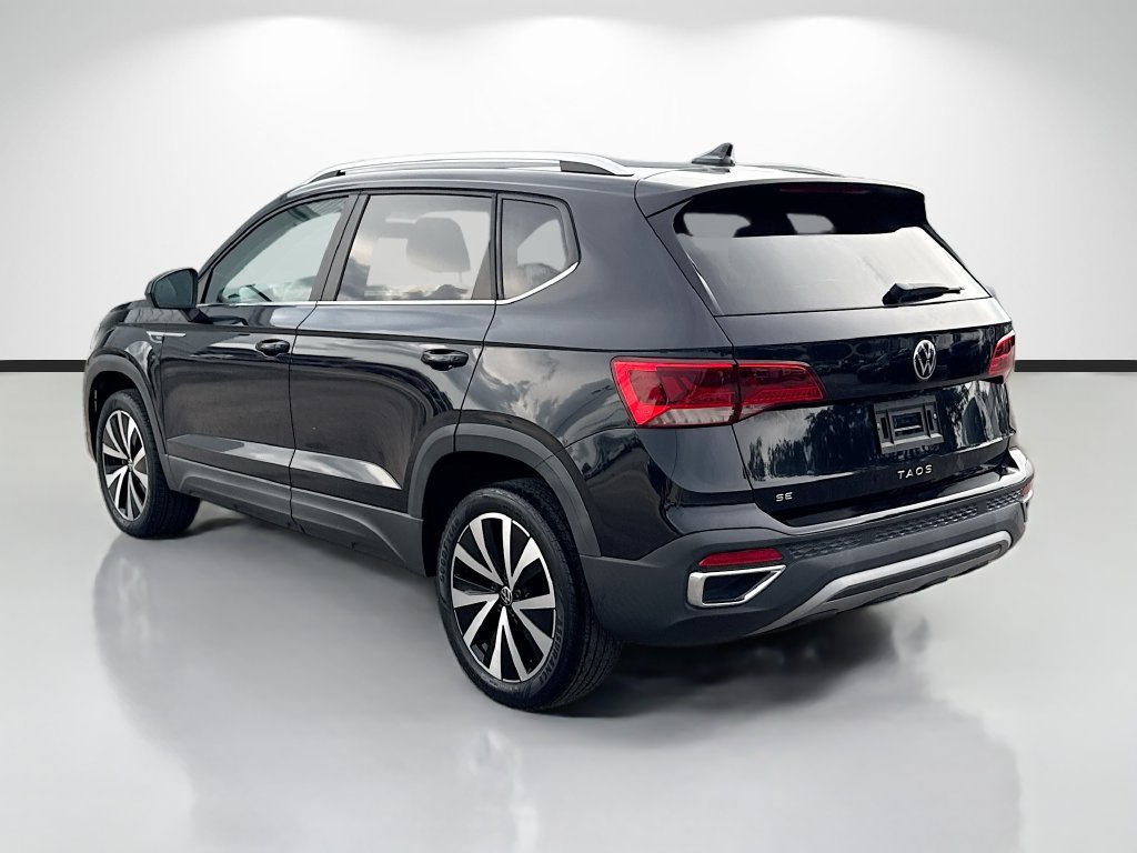 Used 2022 Volkswagen Taos SE FWD image 5