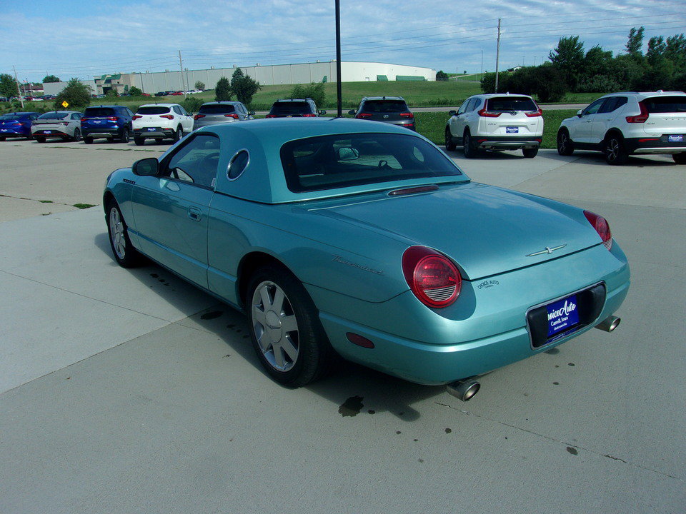 Used 2002 Ford Thunderbird RWD image 12