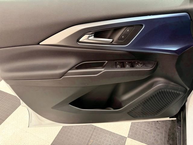 New 2026 Chevrolet Equinox EV LT image 14