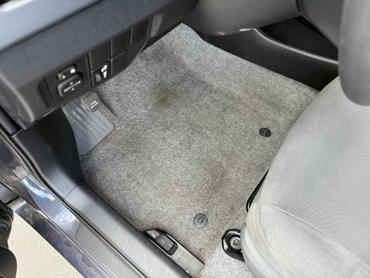 Used 2013 Toyota Prius Two FWD image 16