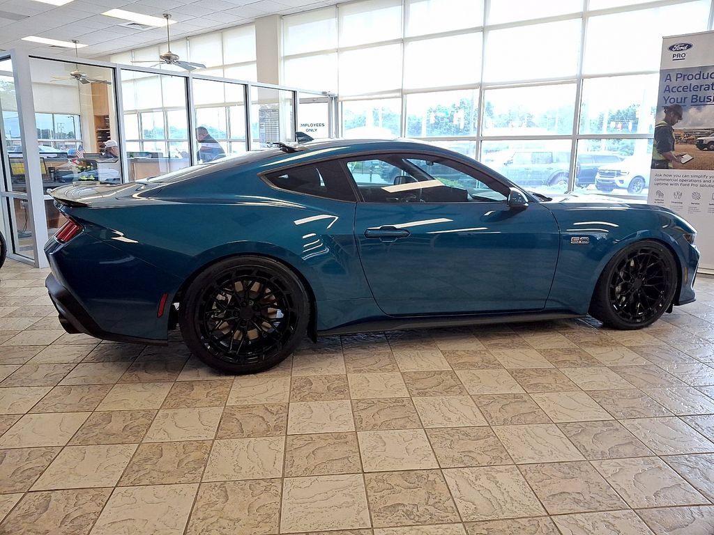 New 2026 Ford Mustang GT RWD image 4