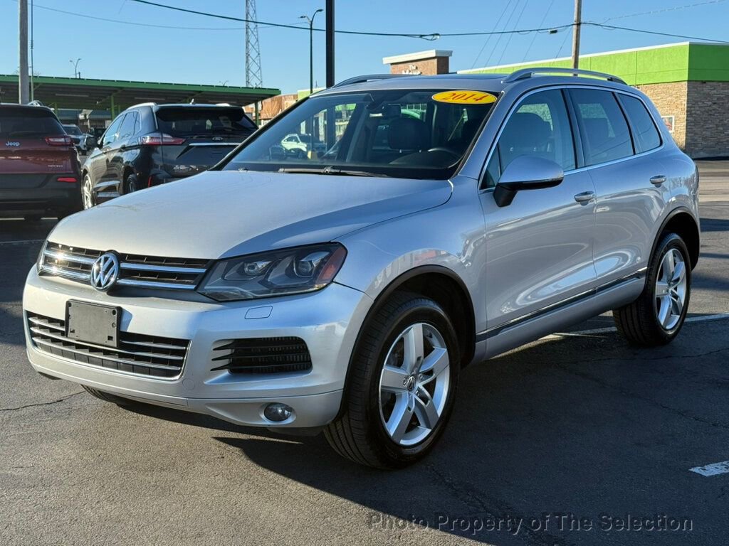 Used 2014 Volkswagen Touareg TDI image 7
