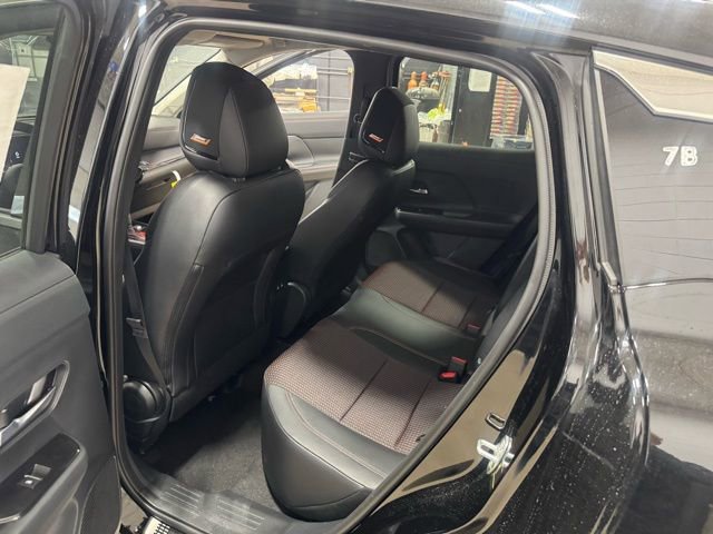 New 2026 Nissan Kicks SR w/ SR Premium Package image 24