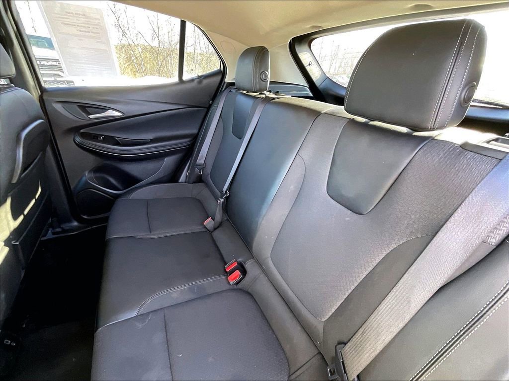 Used 2022 Buick Encore GX Preferred w/ Cold Weather Comfort Package image 14