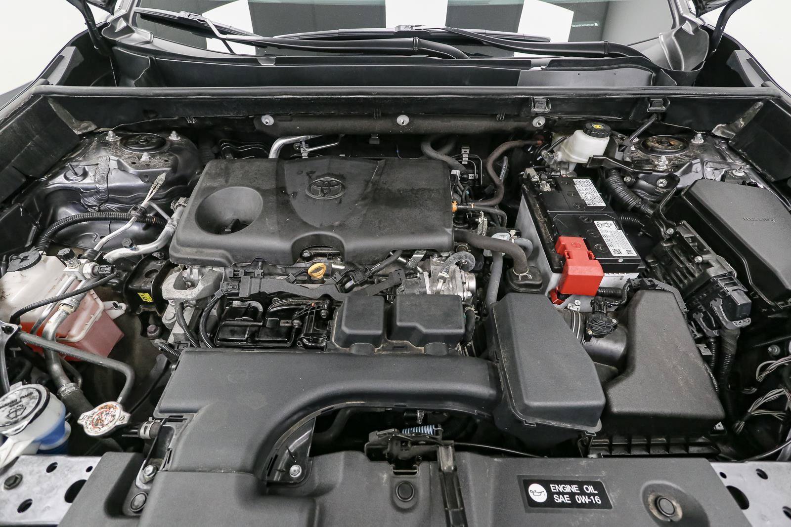 Used 2024 Toyota RAV4 LE AWD/4WD image 13