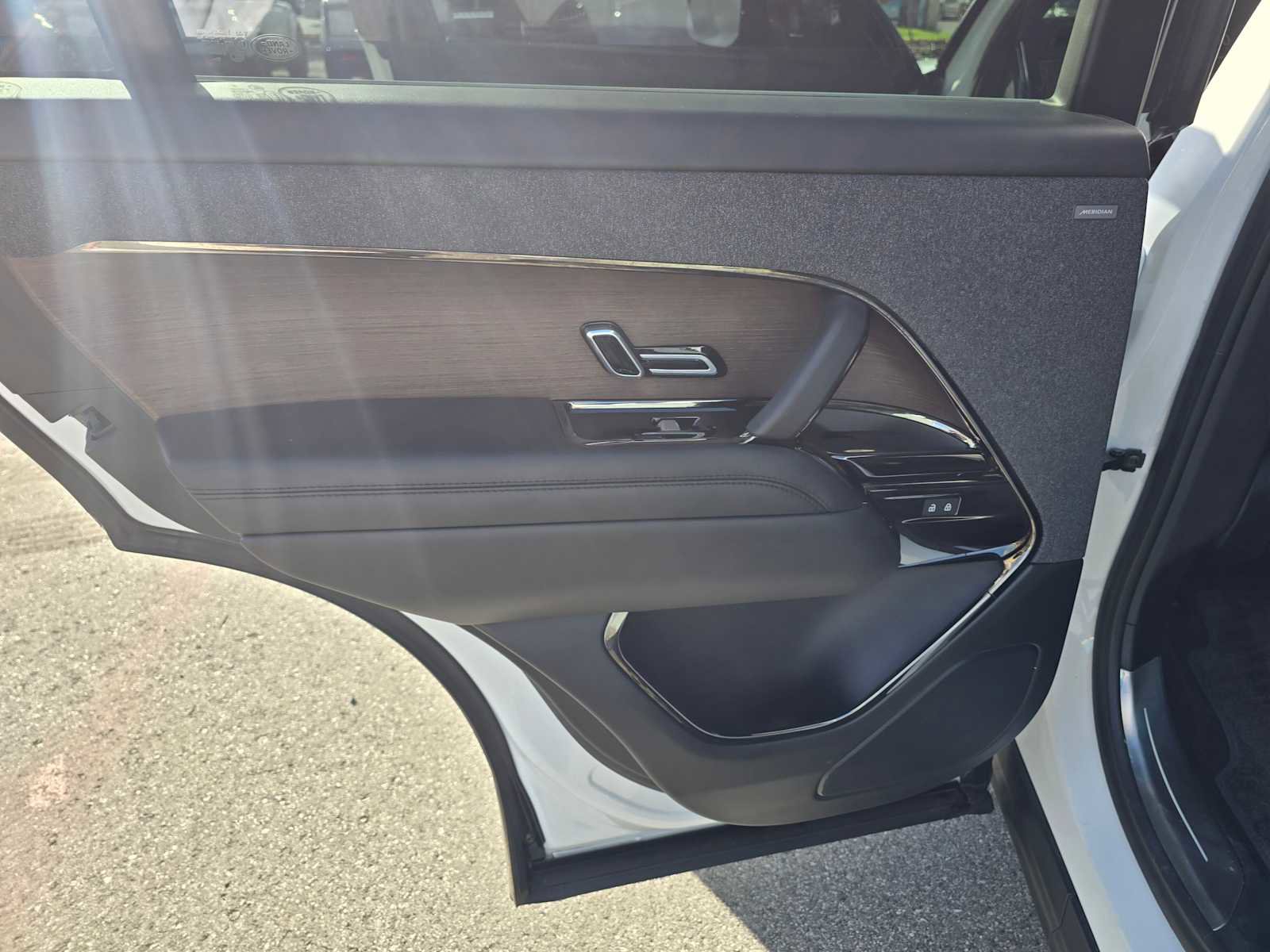 Used 2023 Land Rover Range Rover Sport SE Dynamic image 19