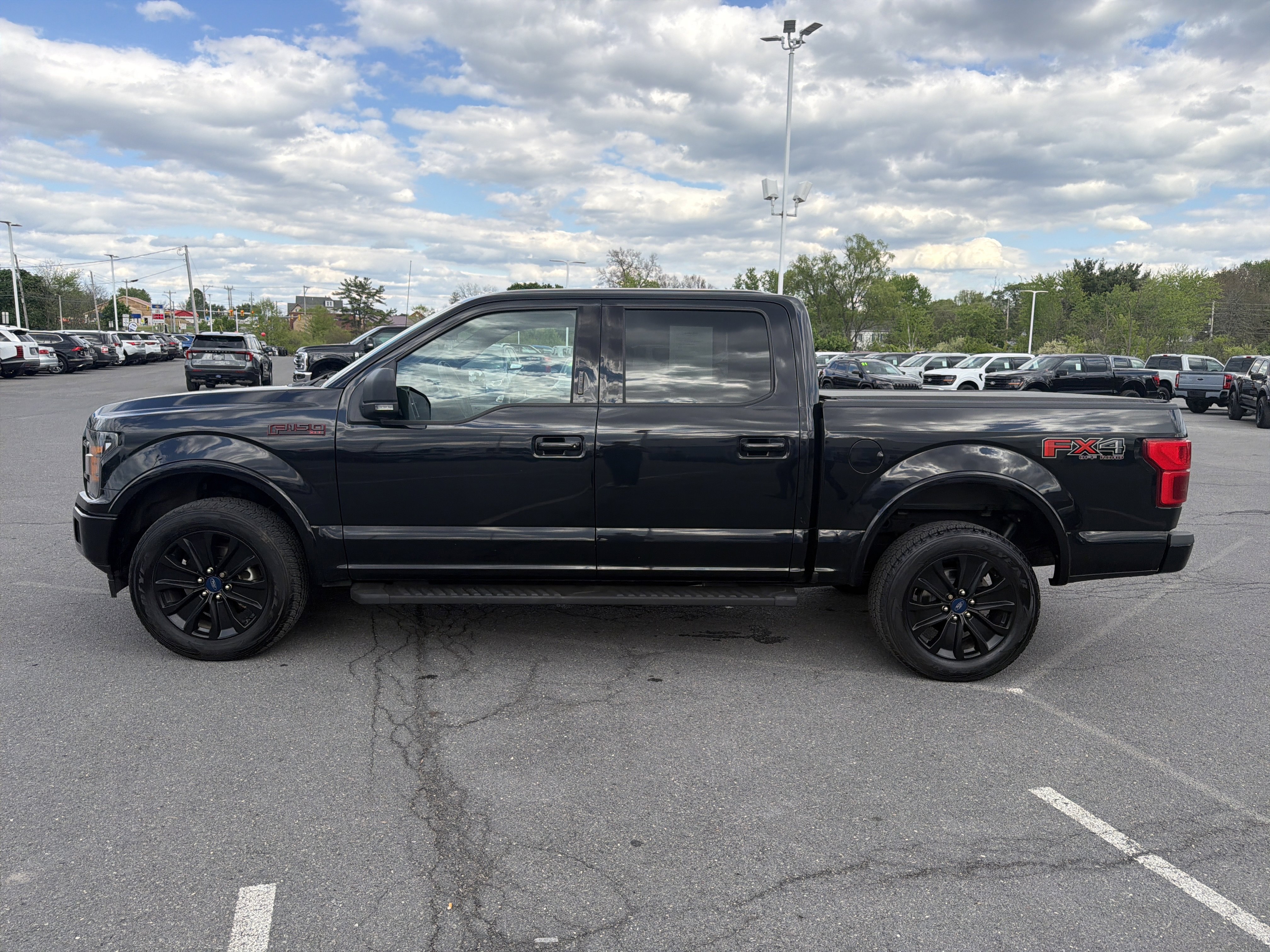 Used 2019 Ford F150 XLT w/ Equipment Group 302A Luxury AWD/4WD image 7