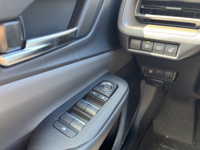New 2026 Toyota Prius XLE FWD image 29