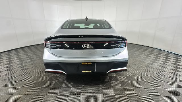 Certified 2026 Hyundai Sonata SE FWD image 3