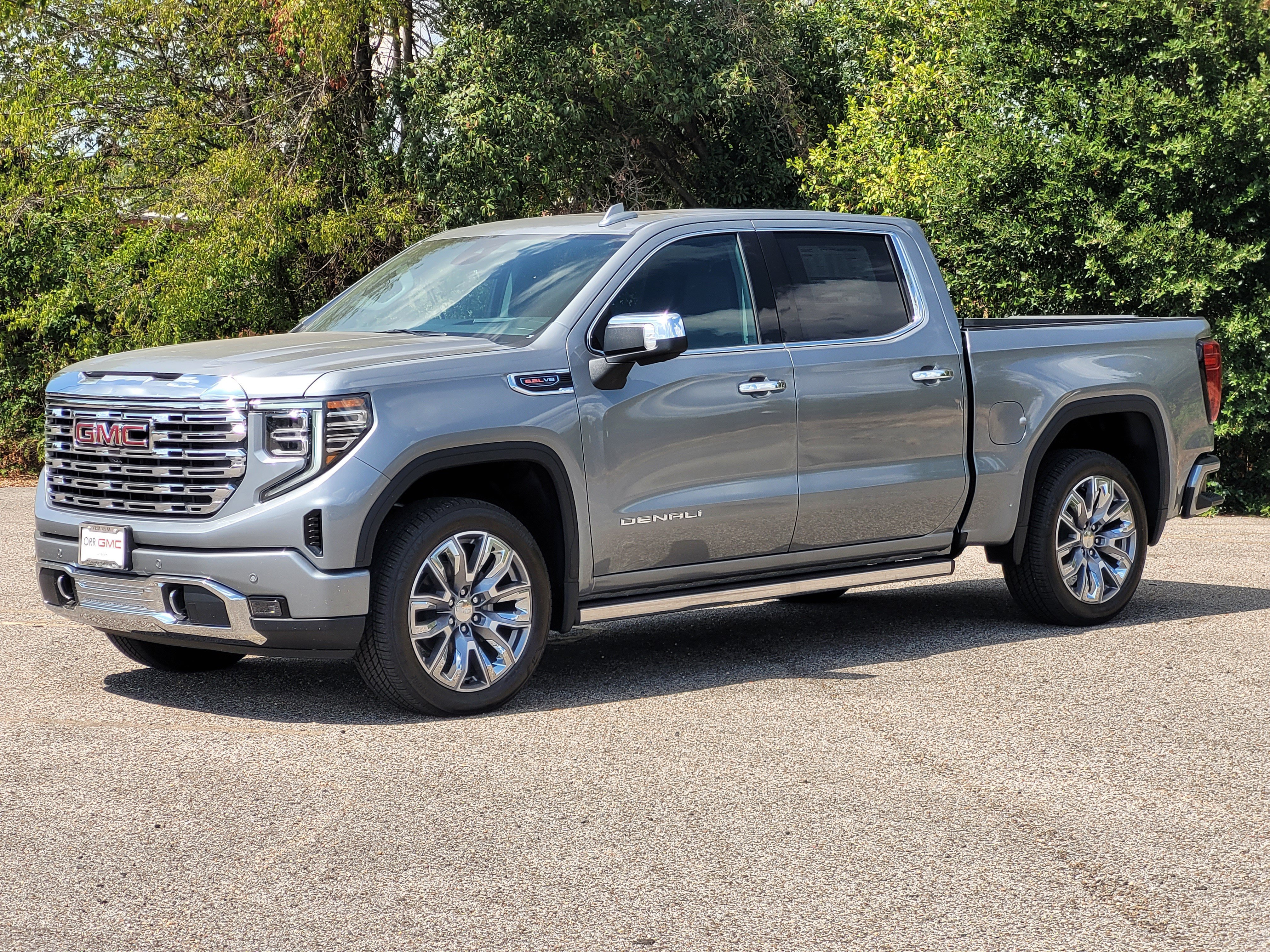 New 2026 GMC Sierra 1500 Denali w/ Denali Reserve Package AWD/4WD image 3