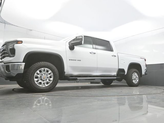 Used 2024 Chevrolet Silverado 2500 LTZ image 33