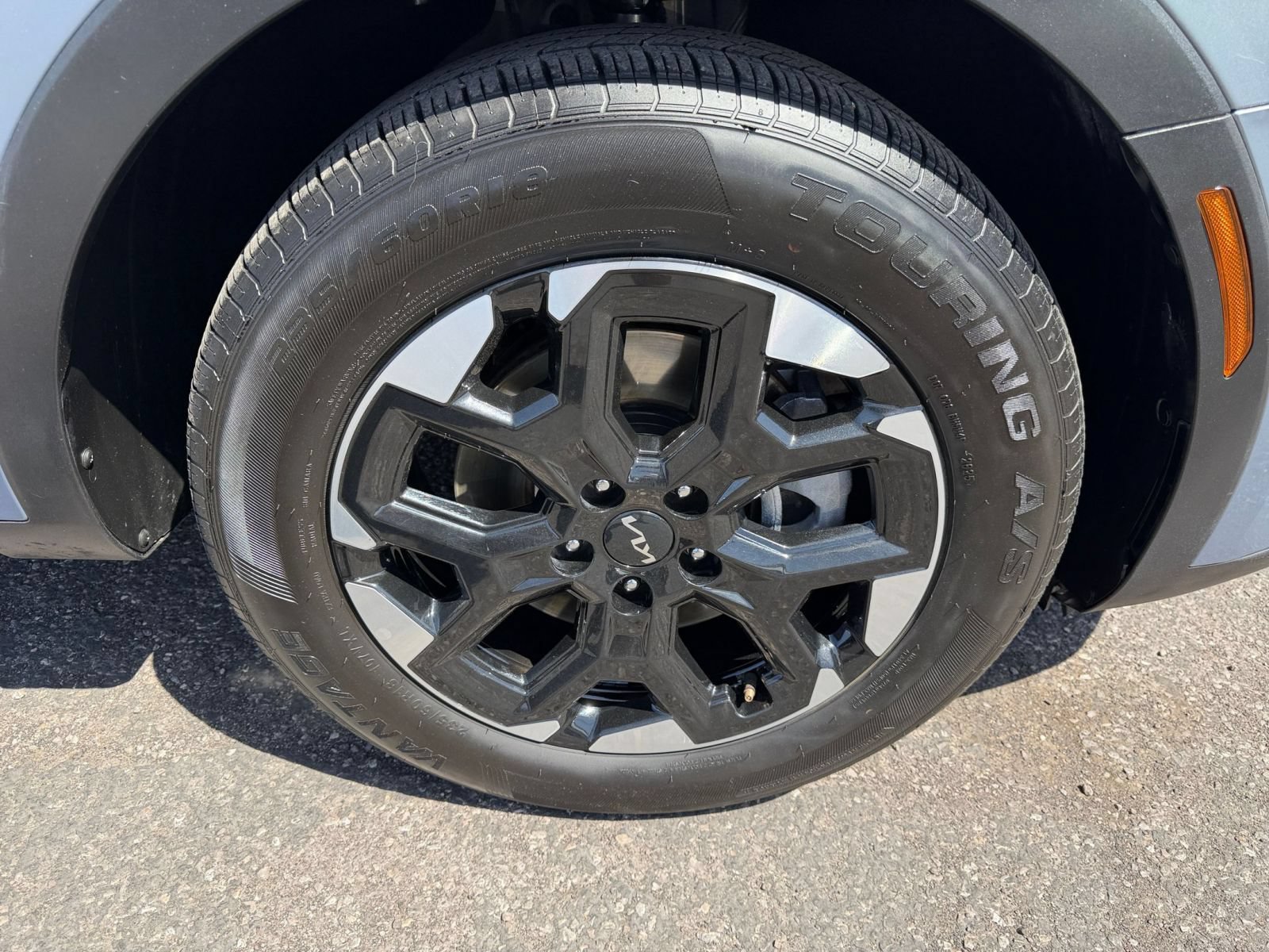 Used 2024 Kia Sorento S FWD image 33
