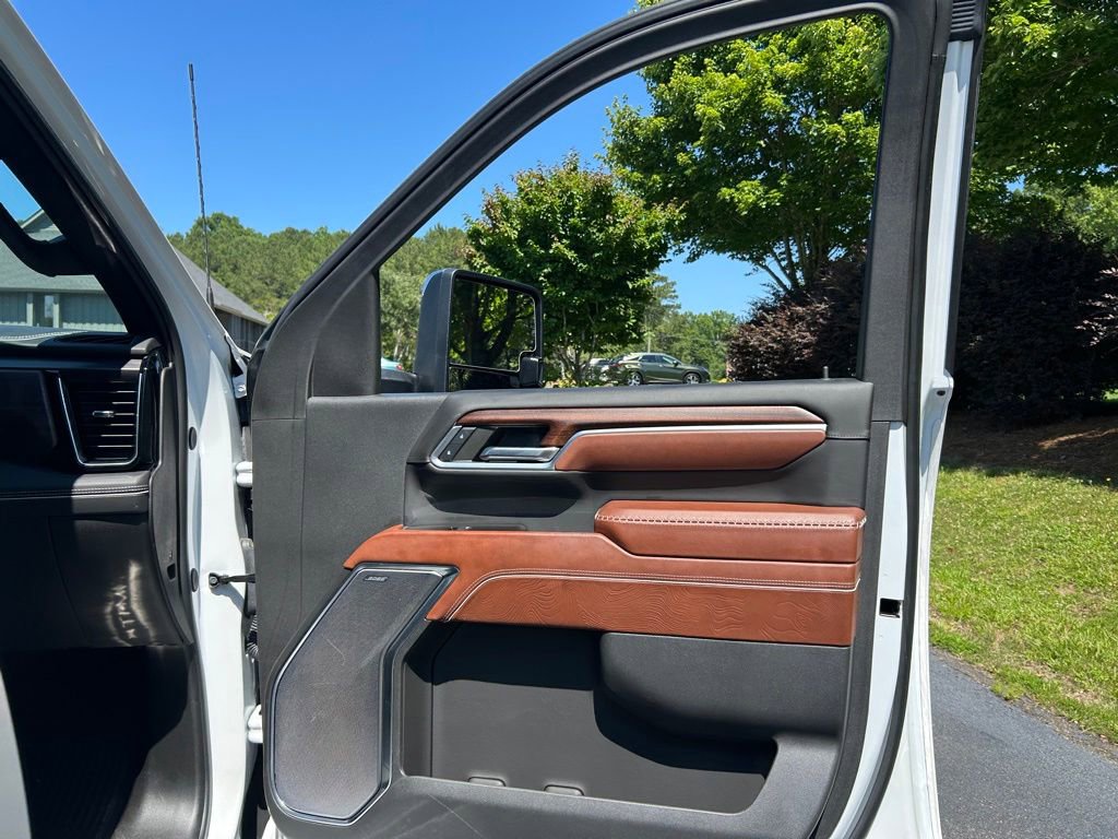 Used 2024 GMC Sierra 3500 Denali Ultimate AWD/4WD image 64