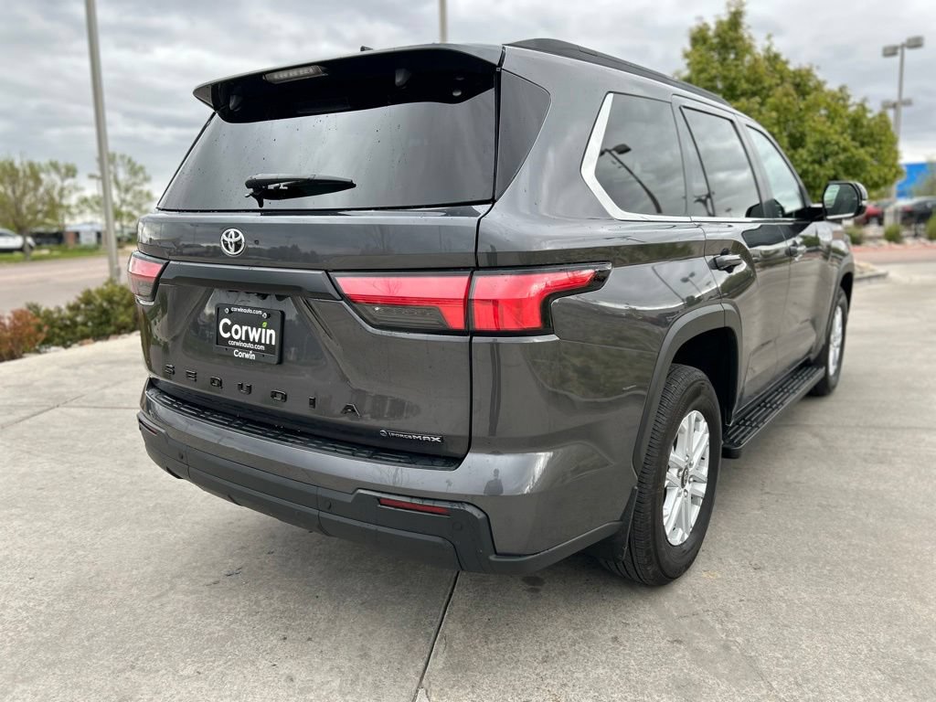Used 2025 Toyota Sequoia SR5 w/ SR5 Premium Package AWD/4WD image 8