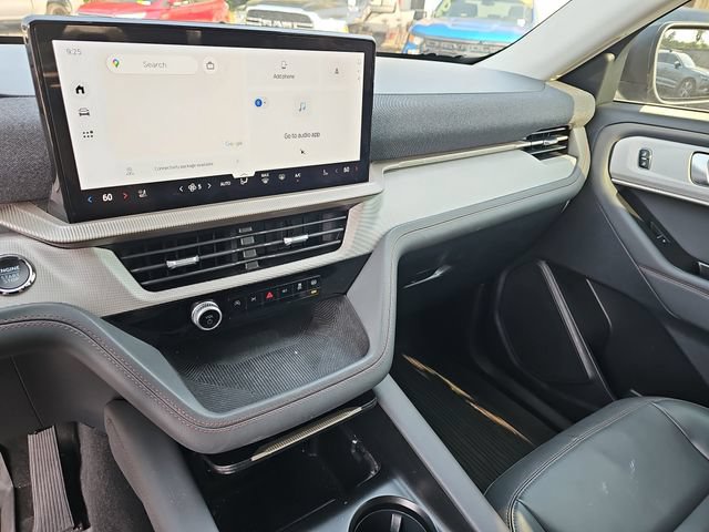 Certified 2025 Ford Explorer Active w/ Active Comfort Package RWD image 25