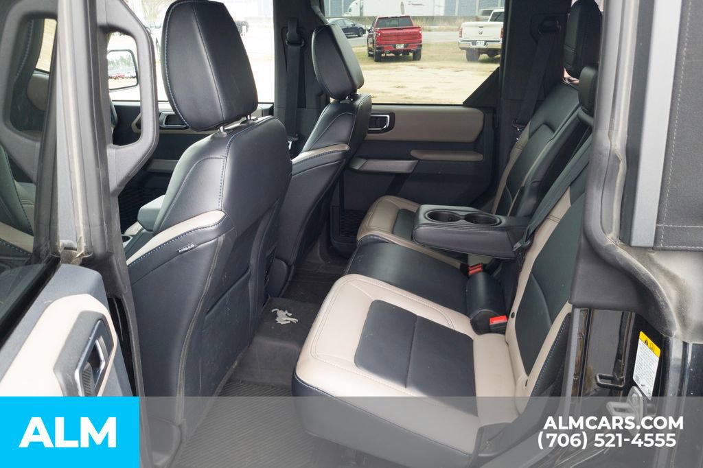 Used 2023 Ford Bronco Wildtrak image 17