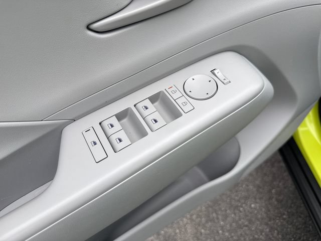 Used 2024 Hyundai Kona SEL AWD/4WD image 10