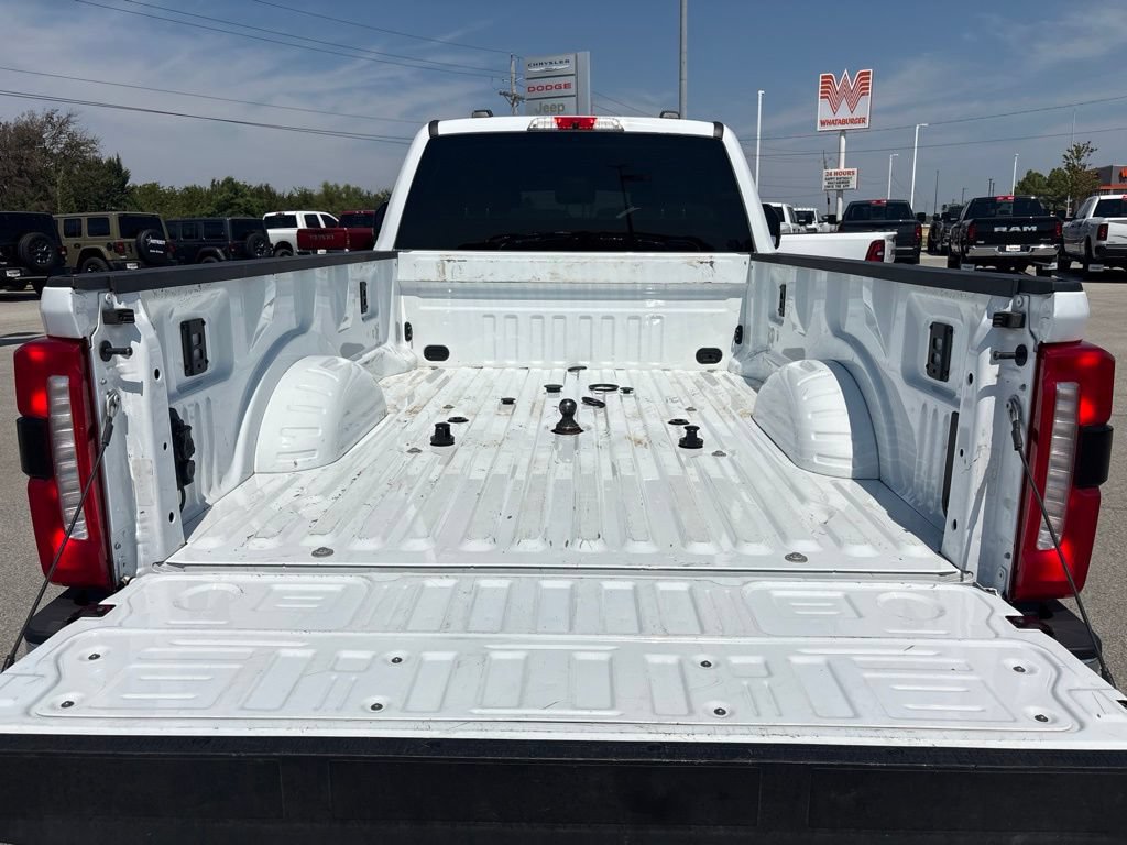 Used 2025 Ford F450 Lariat AWD/4WD image 37