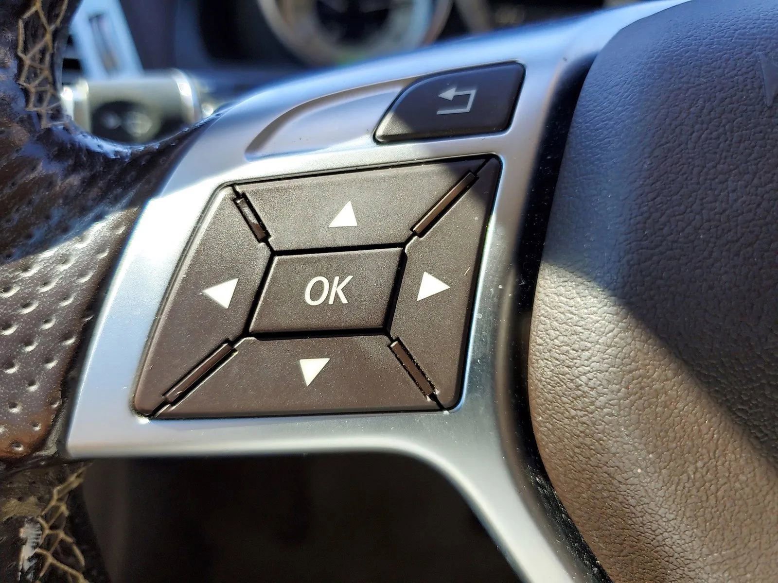 Used 2017 Mercedes-Benz E 400 Cabriolet image 20