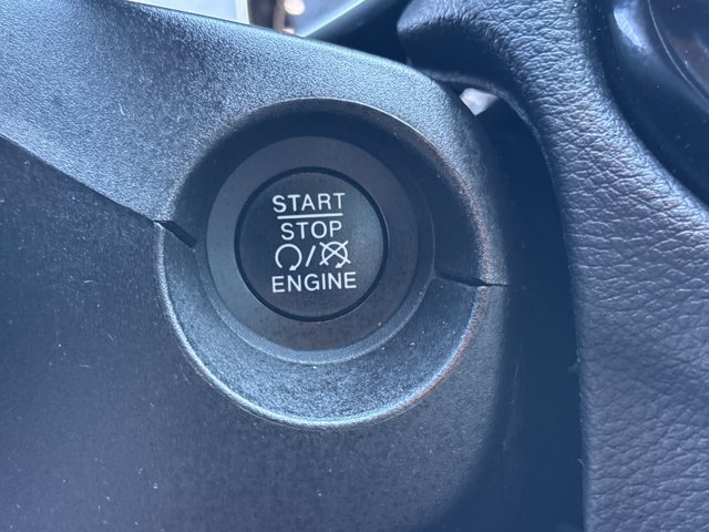 Used 2019 Jeep Compass Limited FWD image 22