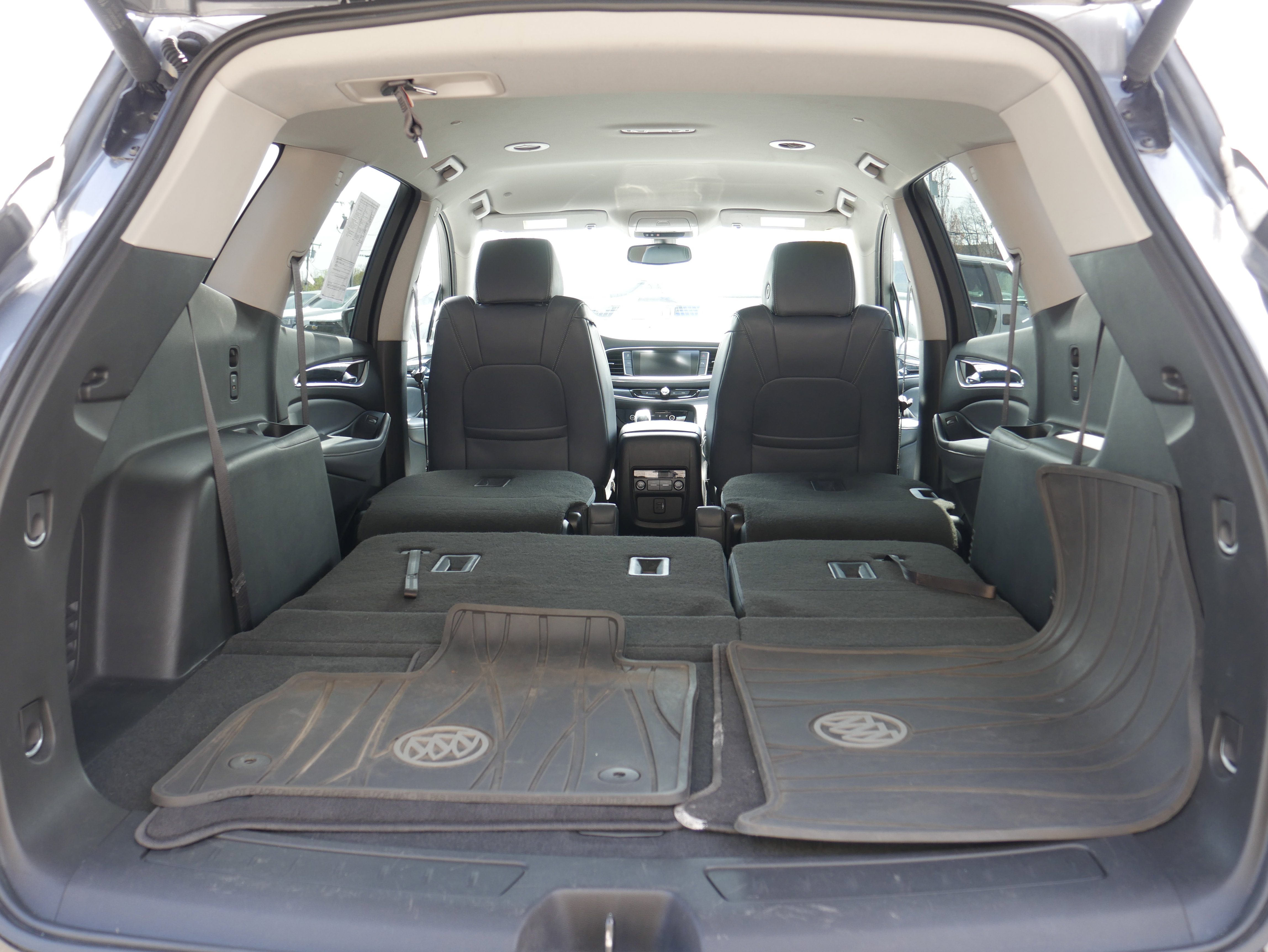 Used 2019 Buick Enclave Essence AWD/4WD image 8