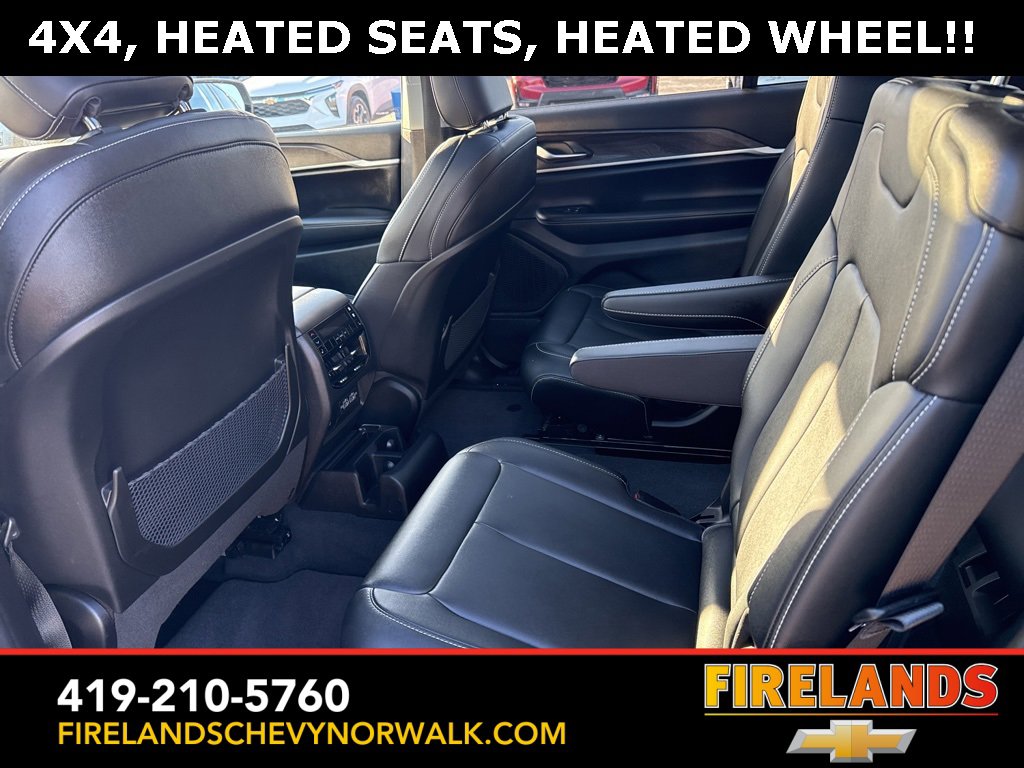 Used 2023 Jeep Grand Cherokee L Limited image 32