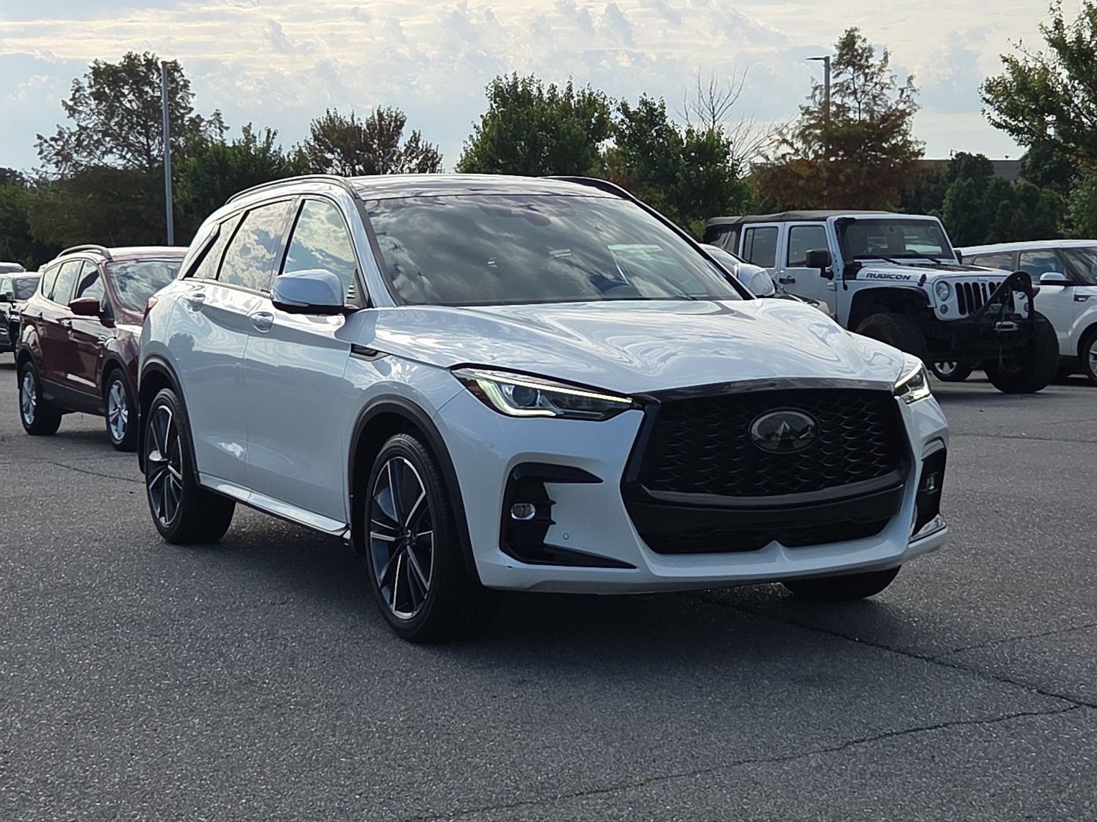 Used 2024 INFINITI QX50 Sport AWD/4WD image 1