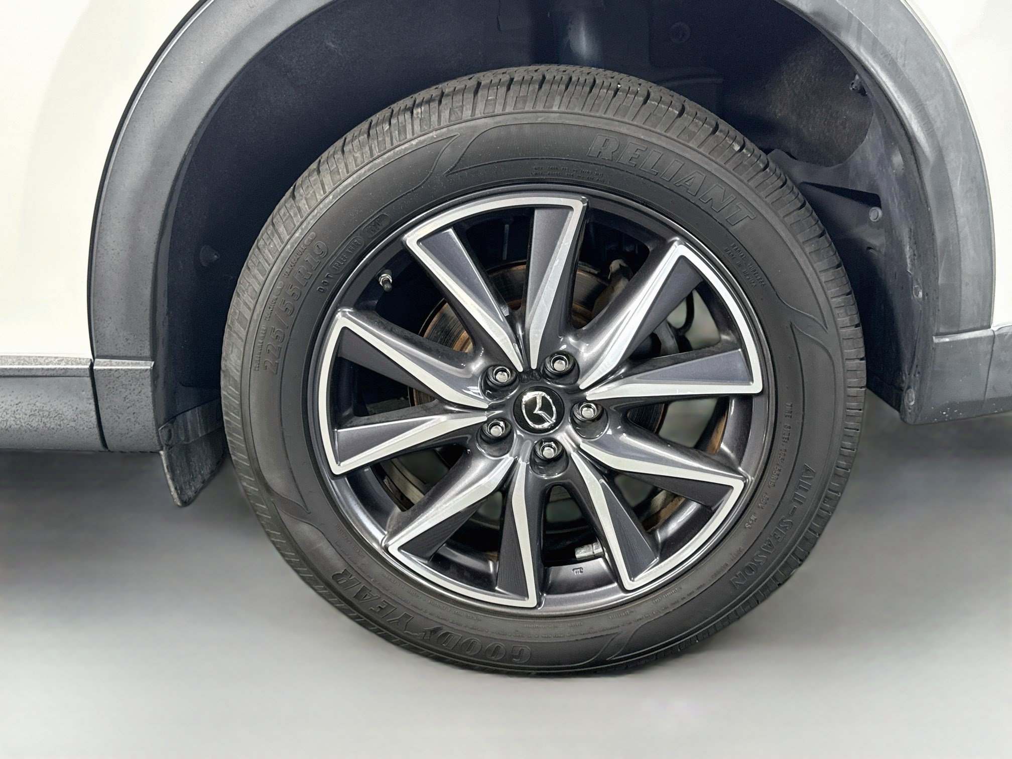 Used 2018 MAZDA CX-5 Touring w/ Preferred Equipment Package FWD image 37
