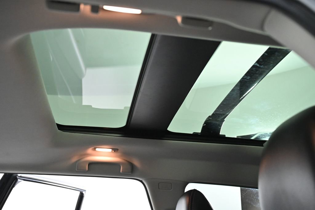 Used 2019 Nissan Pathfinder SL image 33