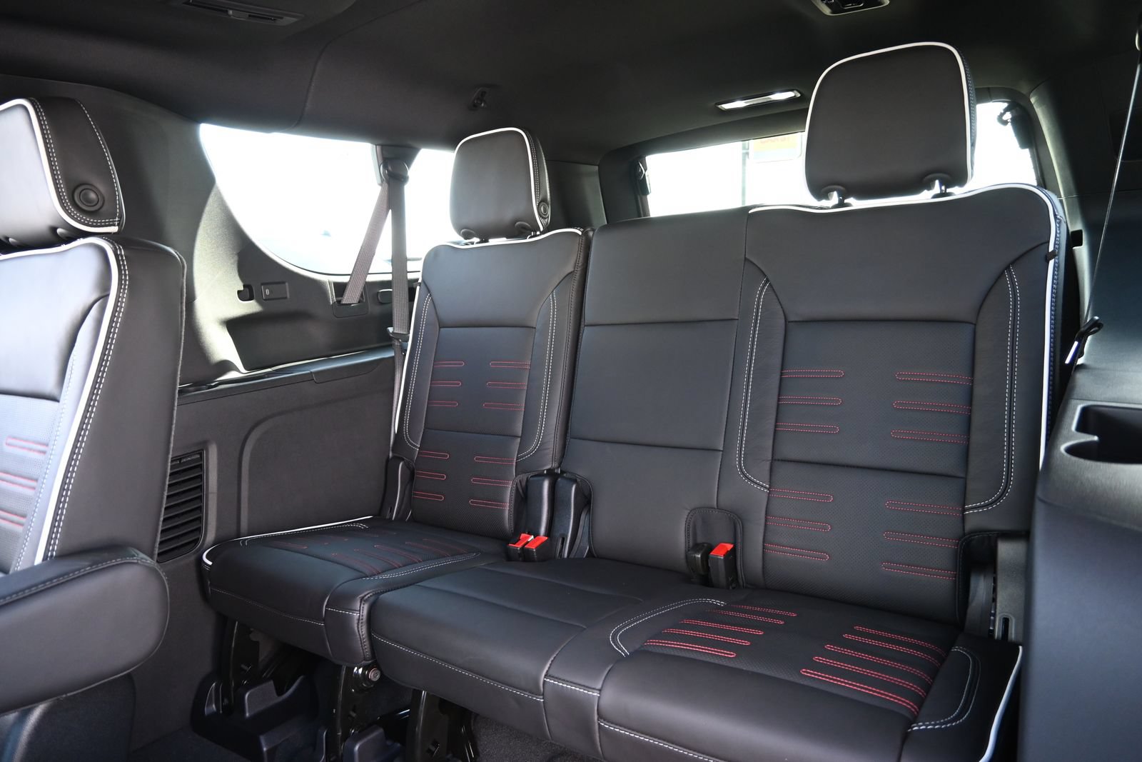 Used 2026 GMC Yukon XL AT4 Ultimate AWD/4WD image 21