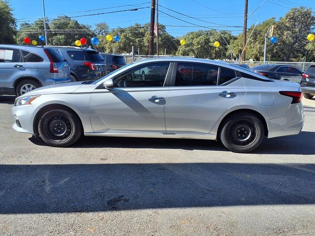 Used 2019 Nissan Altima 2.5 S FWD image 4