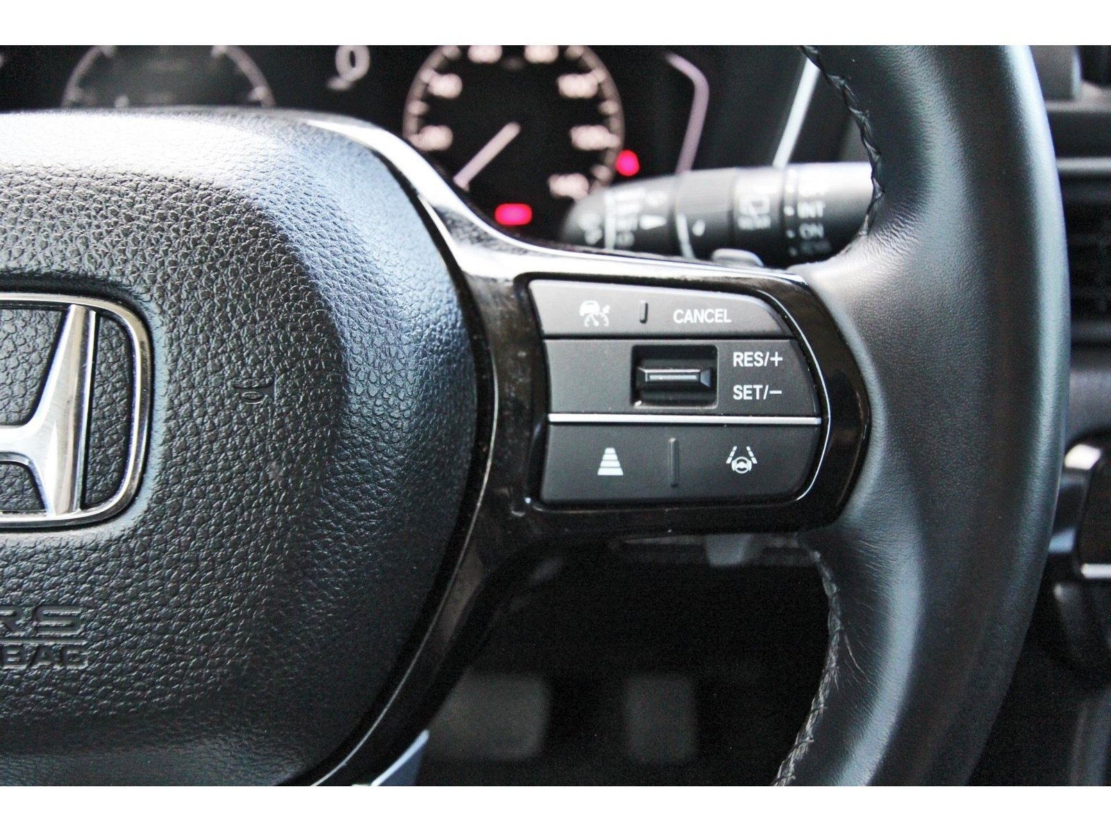 Used 2025 Honda Pilot EX-L image 17