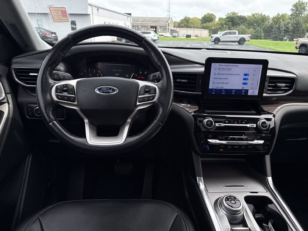 Used 2021 Ford Explorer Limited w/ Hybrid Equipment Group 310A AWD/4WD image 10