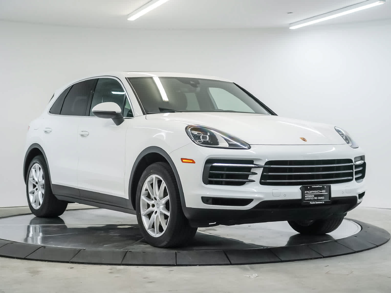 Certified 2023 Porsche Cayenne AWD/4WD image 7