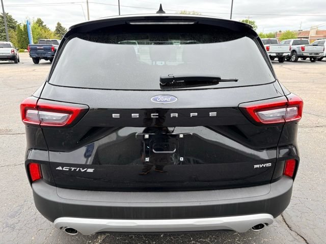 Used 2023 Ford Escape Active AWD/4WD image 6
