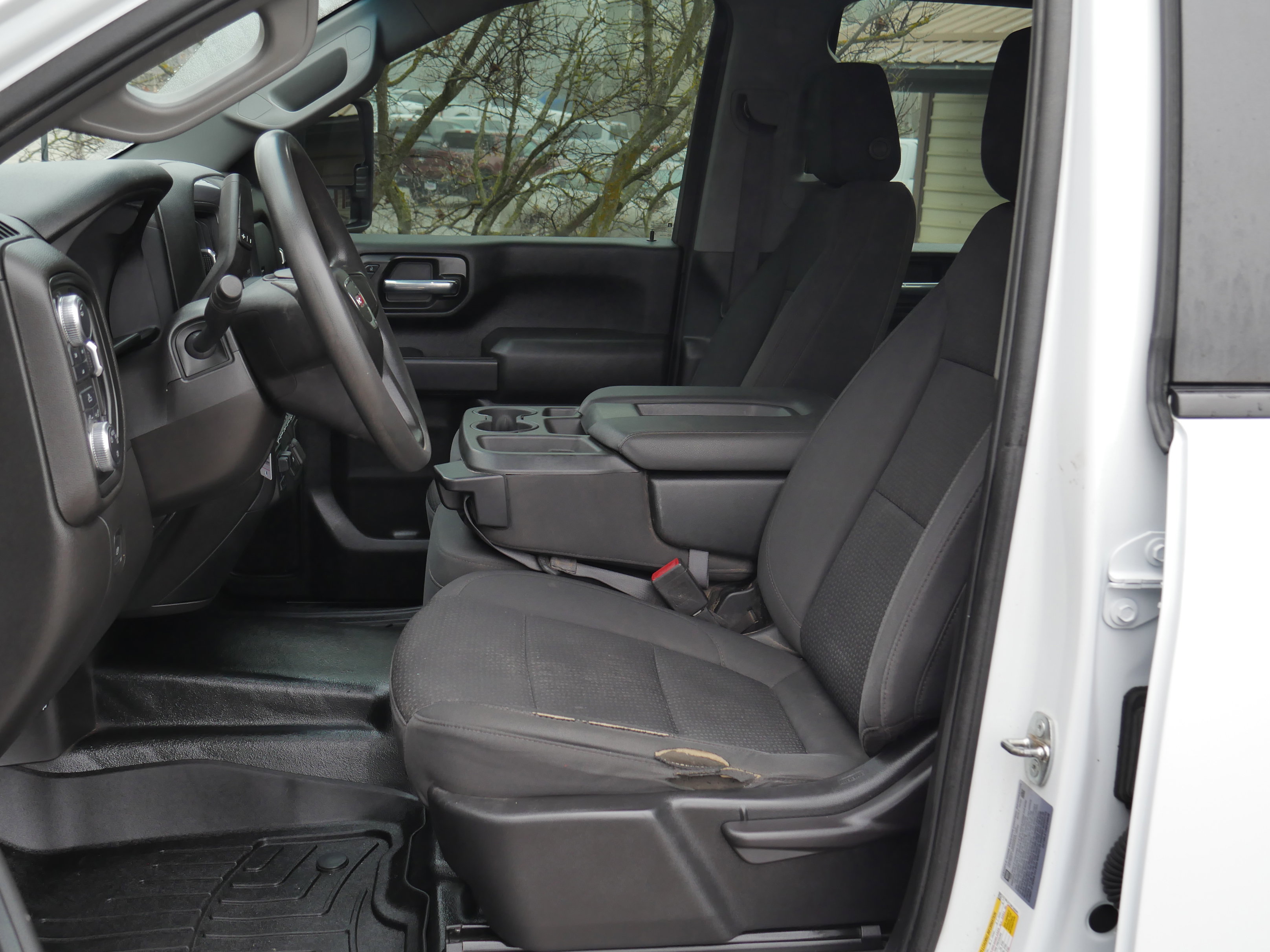 Used 2022 GMC Sierra 2500 Pro image 3