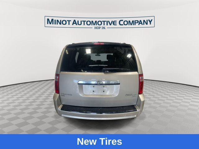 Used 2009 Dodge Grand Caravan SXT w/ Flexible Seating Group FWD image 8