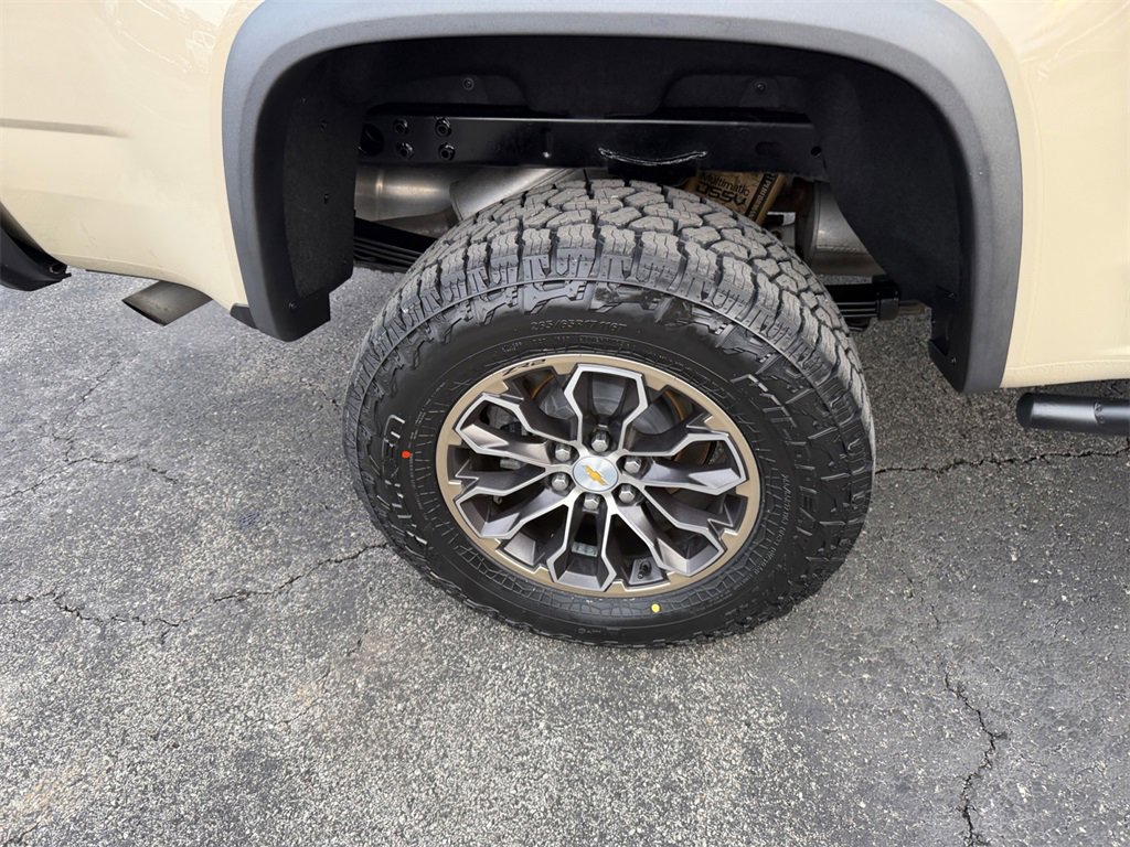 Used 2021 Chevrolet Colorado ZR2 image 28