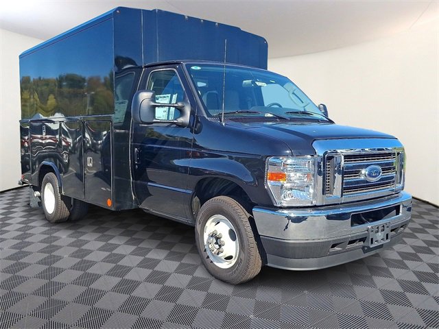 New 2025 Ford E-350 and Econoline 350 Super Duty w/ Interior Upgrade Package