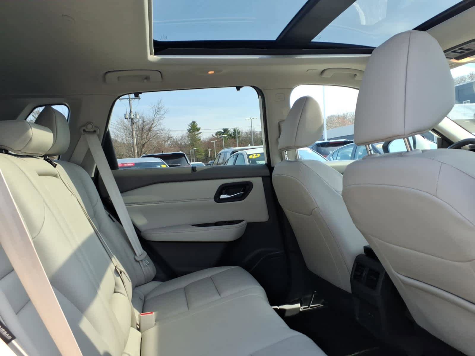 Certified 2023 Nissan Rogue SV w/ SV Premium B Package image 23