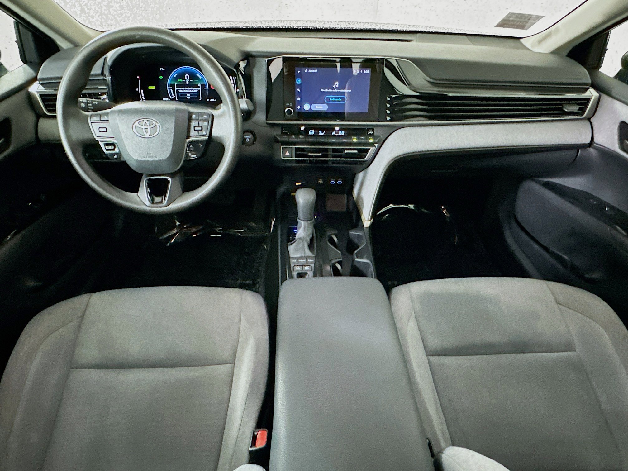 Used 2025 Toyota Camry LE FWD image 27