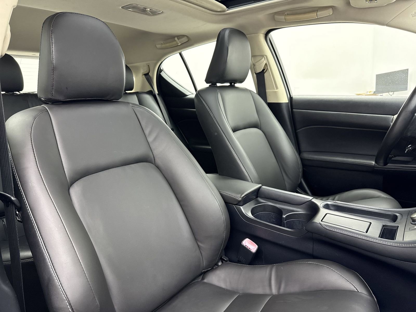 Used 2014 Lexus CT 200h image 29