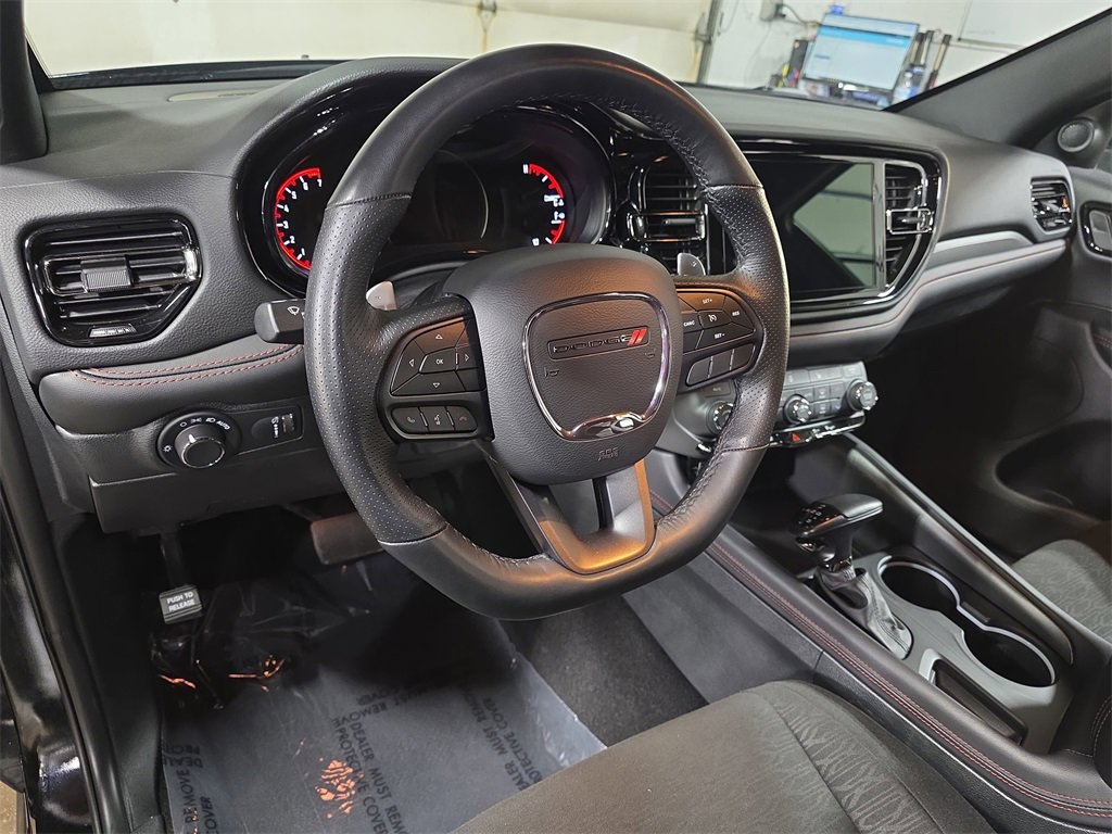 Used 2025 Dodge Durango GT image 16
