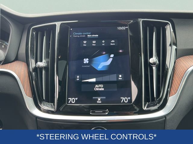 Used 2022 Volvo S60 B5 Inscription image 14