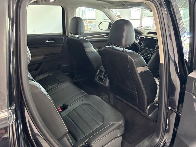Used 2023 Volkswagen Atlas SEL AWD/4WD image 30